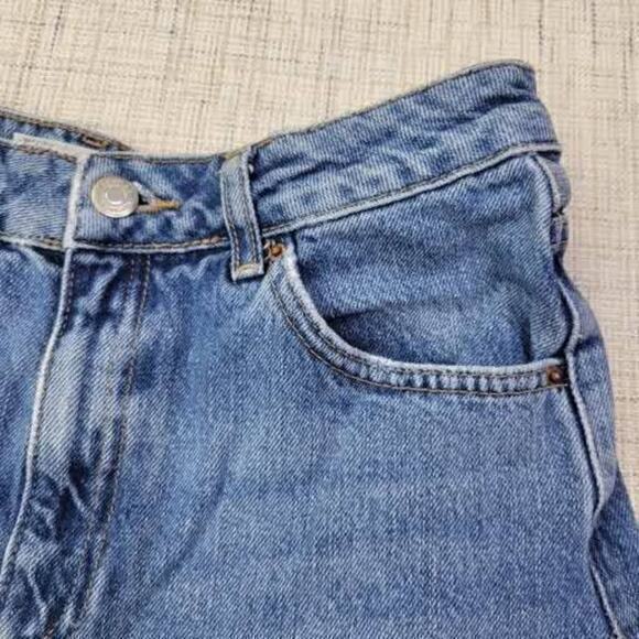 Topshop Moto Kiri Women's Blue Denim Frayed‎ Hem Jean Short Size 6 - Picture 3 of 7